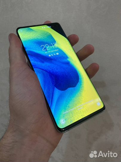 Samsung Galaxy S10+, 8/128 ГБ