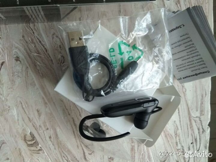 Bluetooth гарнитура новая