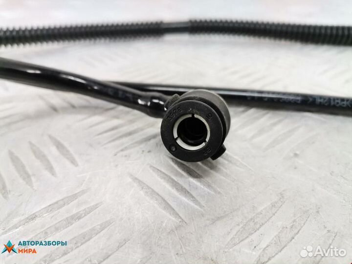 Трубка топливная BMW 6 E63/E64 2004 16117177009