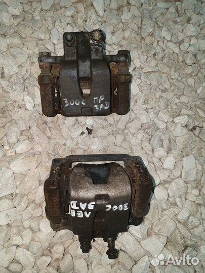 Суппорт Крайслер 300C