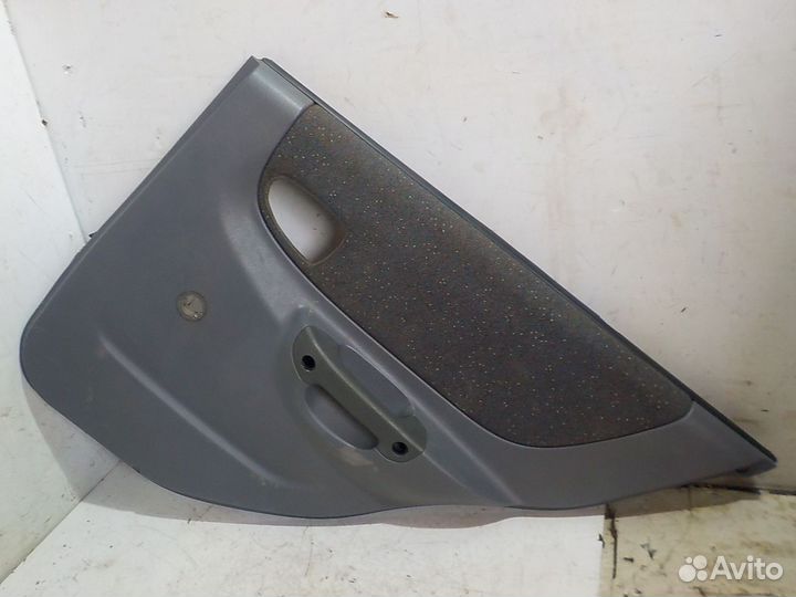 Обшивка двери hyundai accent задняя правая