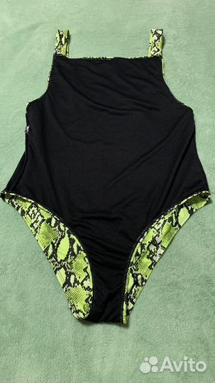 Отличный купальник яркой расцветки