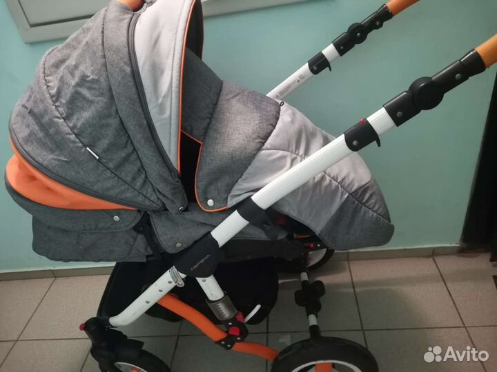 Прогулочная коляска adamex