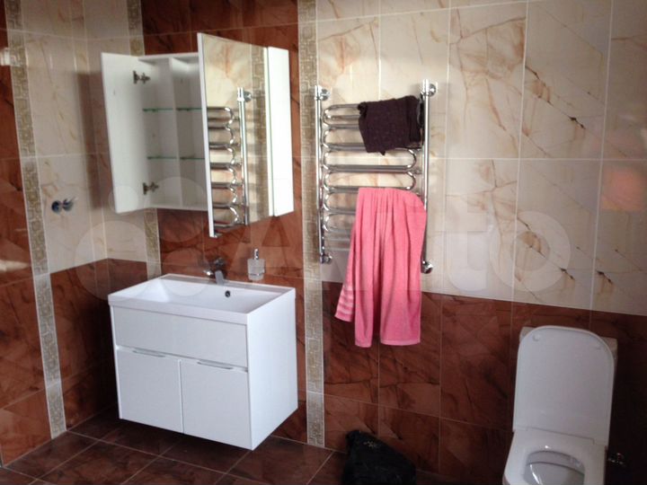 Дом 191 м² на участке 6,7 сот.