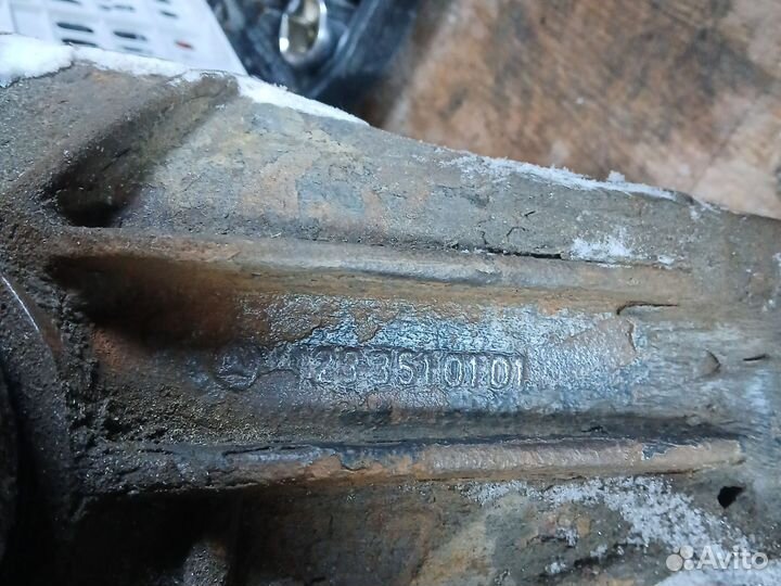 Редуктор задний Mercedes-Benz W123