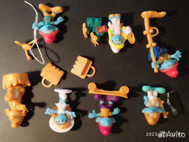 Киндер сюрприз смурфики