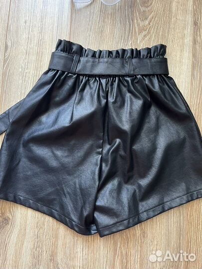 Шорты женские кожаные