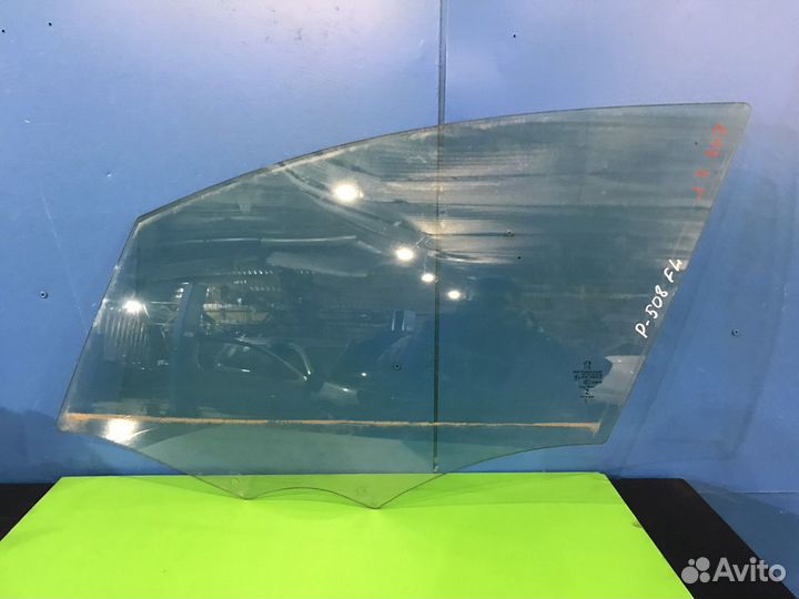 Стекло переднее левое Peugeot 508