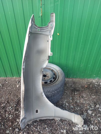 Крыло переднее левое vista sv40