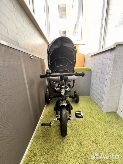 Детский велосипед с ручкой