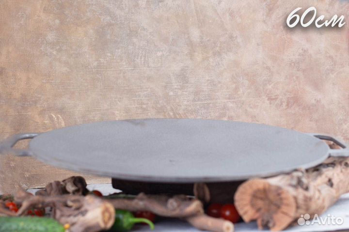 Садж чугунный 60 см на кованой подставке с зольник