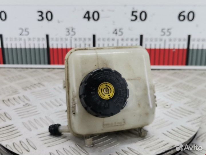 Бачок тормозной жидкости для Opel Zafira A 9117548