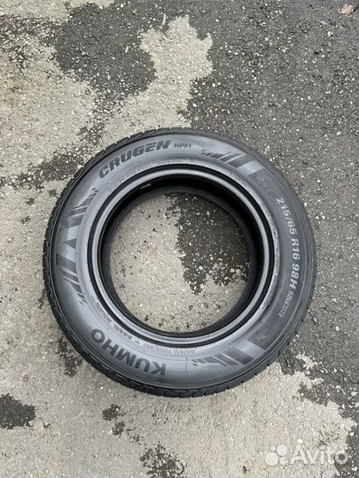 Kumho Crugen HP91 215/65 R16