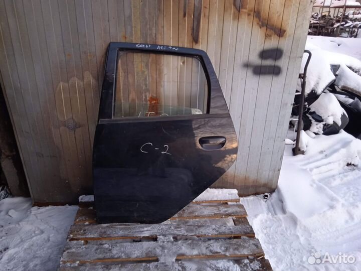 Дверь задняя левая mitsubishi Colt Plus 04