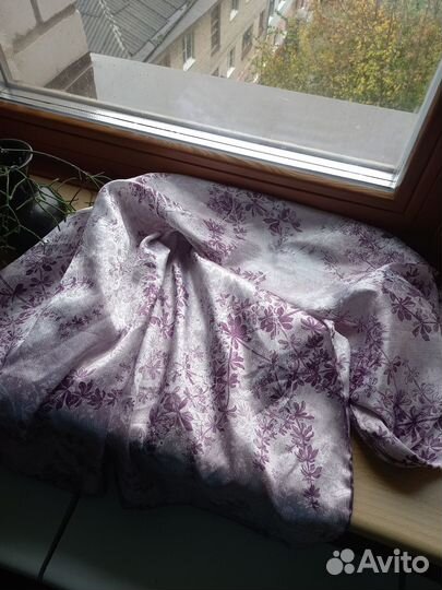 Шелковый платок новый