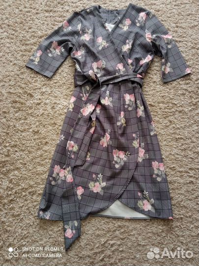 Платье с запахом, размер 44-46