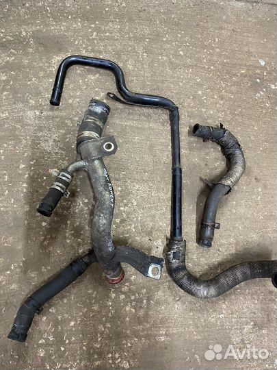 Патрубок двигателя Ford Transit Connect