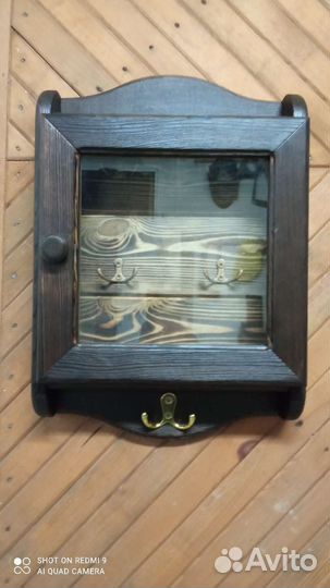 Ключница настенная из дерева