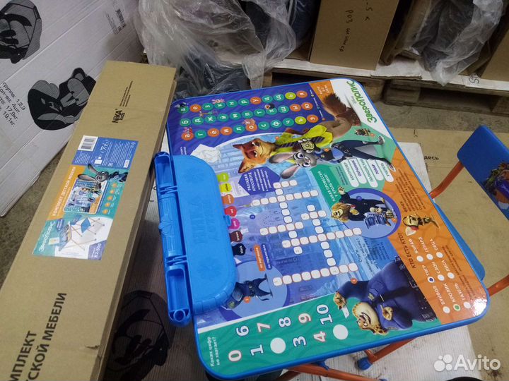 Столик и стульчик для детей