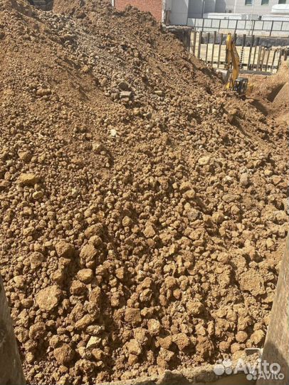 Котлованный грунт на отсыпку поднятие 30тонн