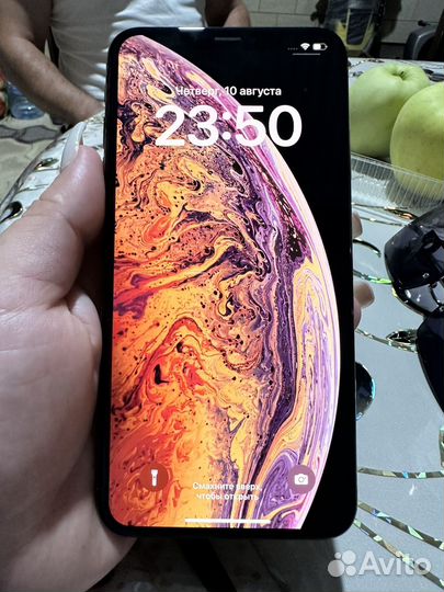 Телефон iPhone xs max