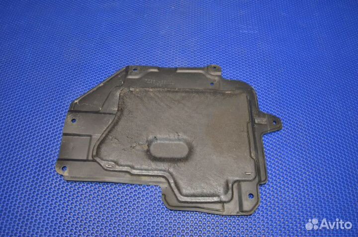 Пыльник двигателя левый Suzuki Grand Vitara 2005-2015