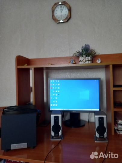 Компьютер в сборе с монитором