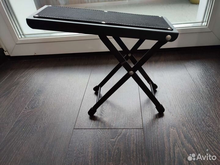 Подставка под ногу гитариста Rockzz rkzm61