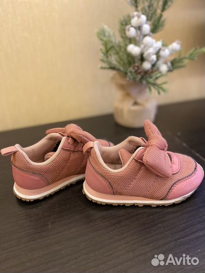 Кроссовки детские H&M