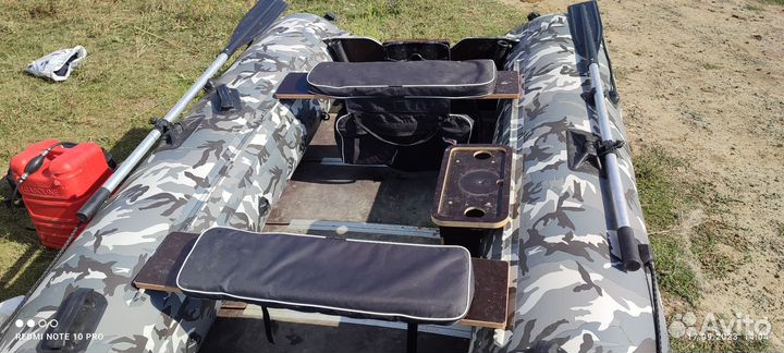Лодка инзер 320V