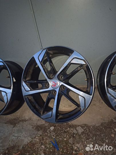 Диски X'trike RST Corolla R037 7,0\R17 5*114,3 ET4