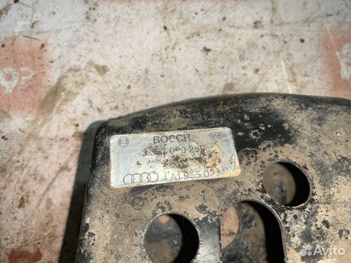 Трапеция стеклоочистителя Audi 100 4A2 AAR 1991