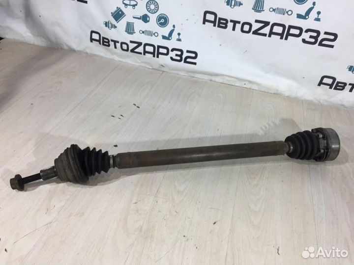 Привод правый Skoda Octavia A5 BSE 2013