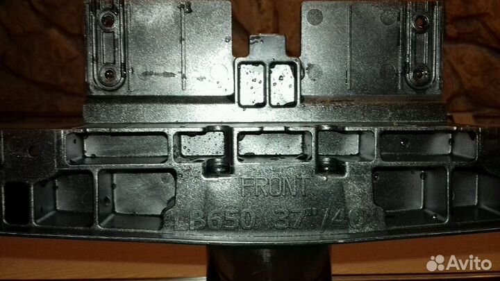 Подставка под телевизор