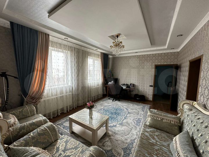 Дом 150 м² на участке 5 сот.