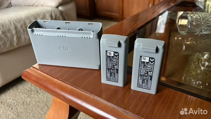 Аккумуляторы с DJI mini 2(оригиналы) +зарядный хаб