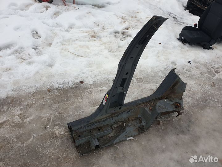 Порог правый со стойкой Vw Polo Sedan Поло Седан