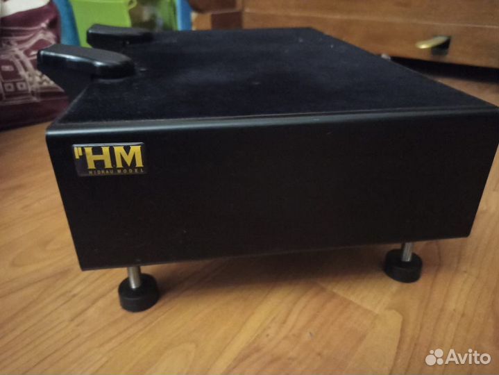 Подставка для пианино с педалями