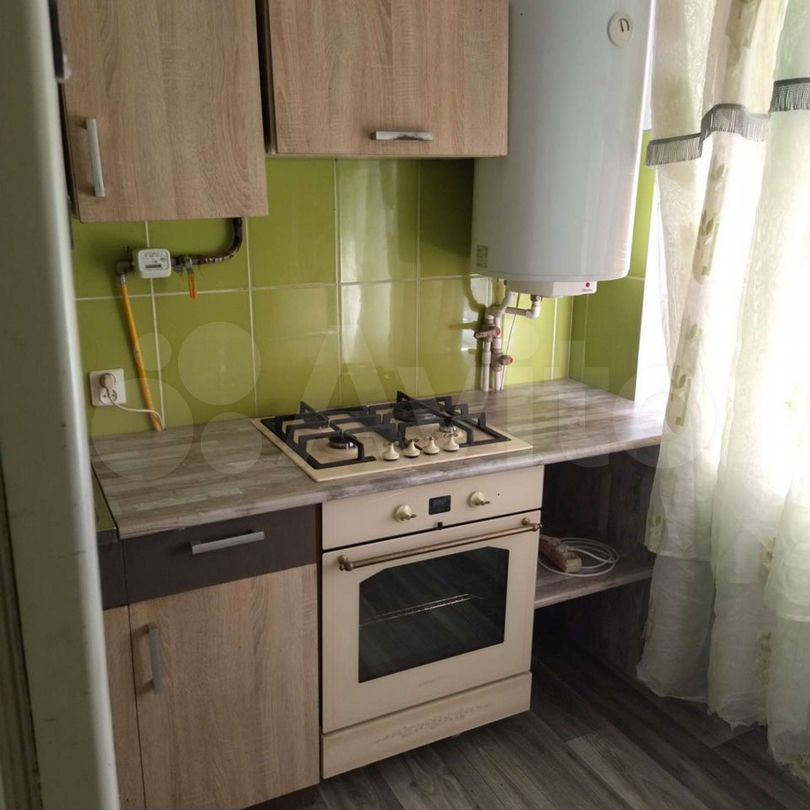 2-к. квартира, 47 м², 1/4 эт.