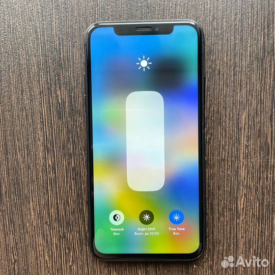 iPhone X, 64 ГБ