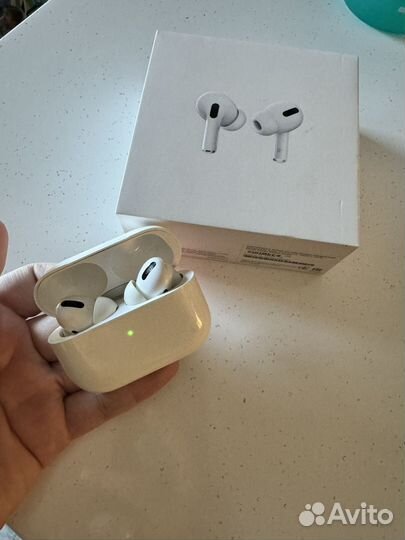 Наушники apple airpods pro 1 рабочий Левый +кейс