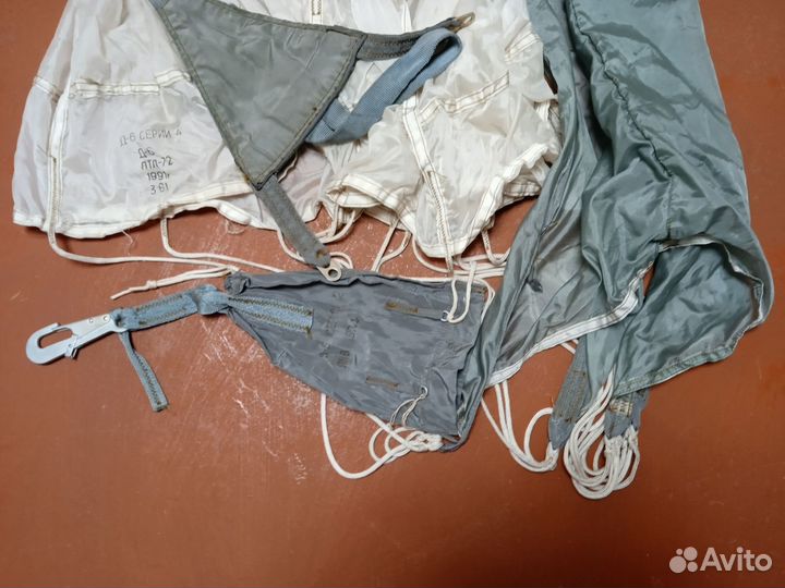 Стабилизирующий парашют Д-6 с камерой