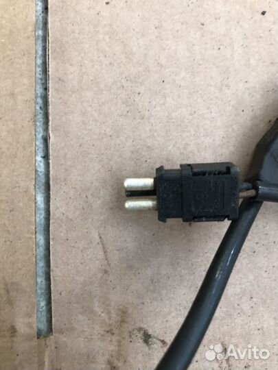 Датчик износа колодок Мерседес W124(1013)