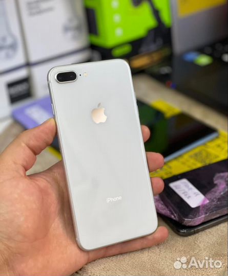 Телефон iPhone 8 plus