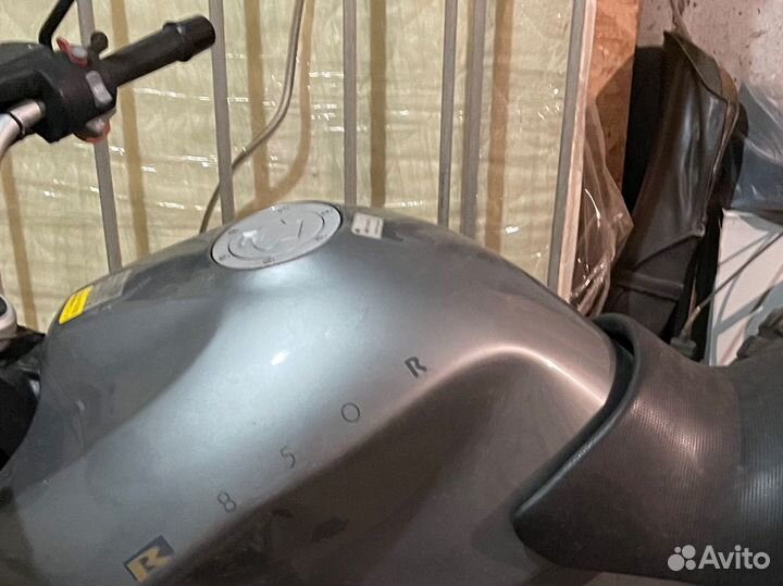Бензобак BMW r850r