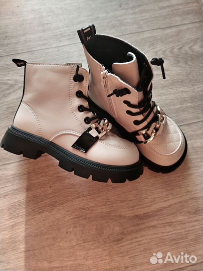 Ботинки для девочки