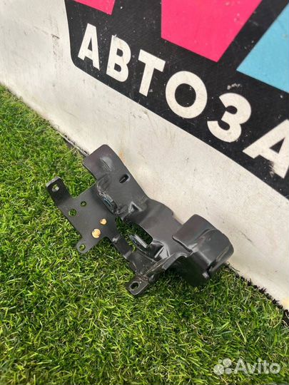 Кронштейн тнвд Ford Mustang 6 рест. 2017