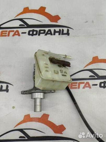 Главный тормозной цилиндр Citroen Berlingo фургон