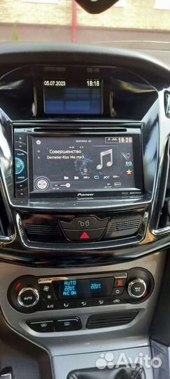 Магнитола Pioneer AVH-X1600DVD