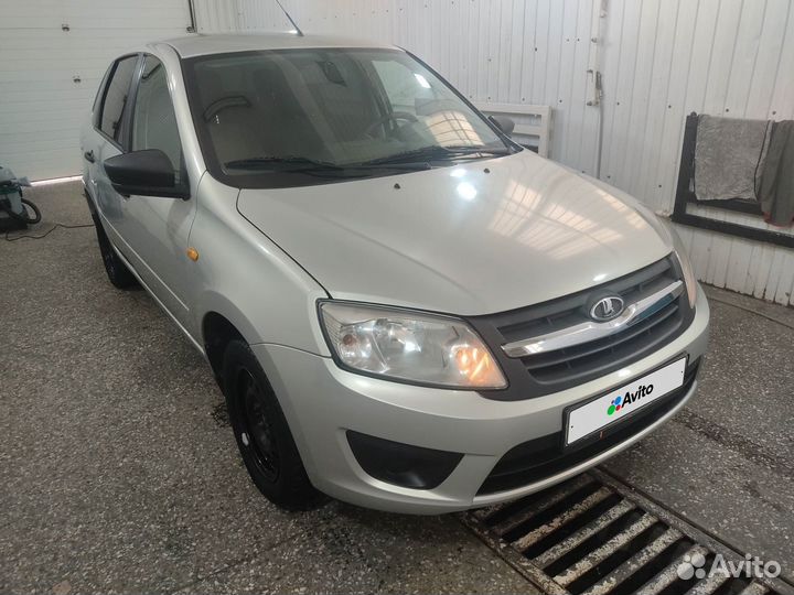 LADA Granta 1.6 МТ, 2017, 104 600 км